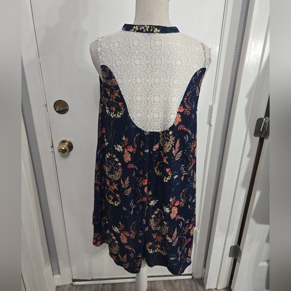 Umgee Lace Trim Mini Dress Blue Floral Sz Small And Large - Picture 5 of 8